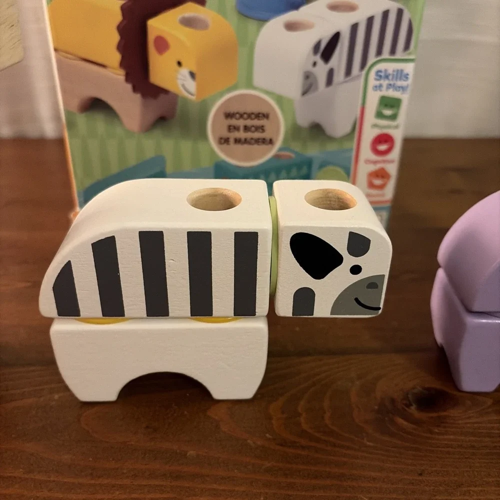 Melissa & Doug Snap & Play Mix‎ & Match Jungle Animal Block Set (34 PCs)